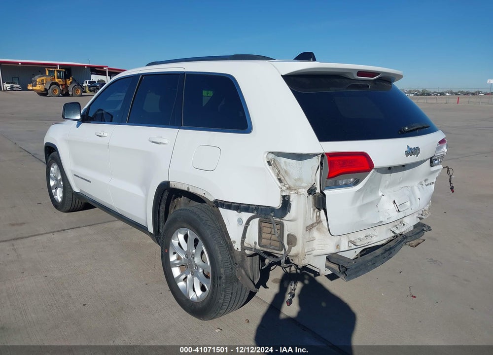 2015 JEEP GRAND CHEROKEE LAREDO VIN: 1C4RJEAG0FC185252