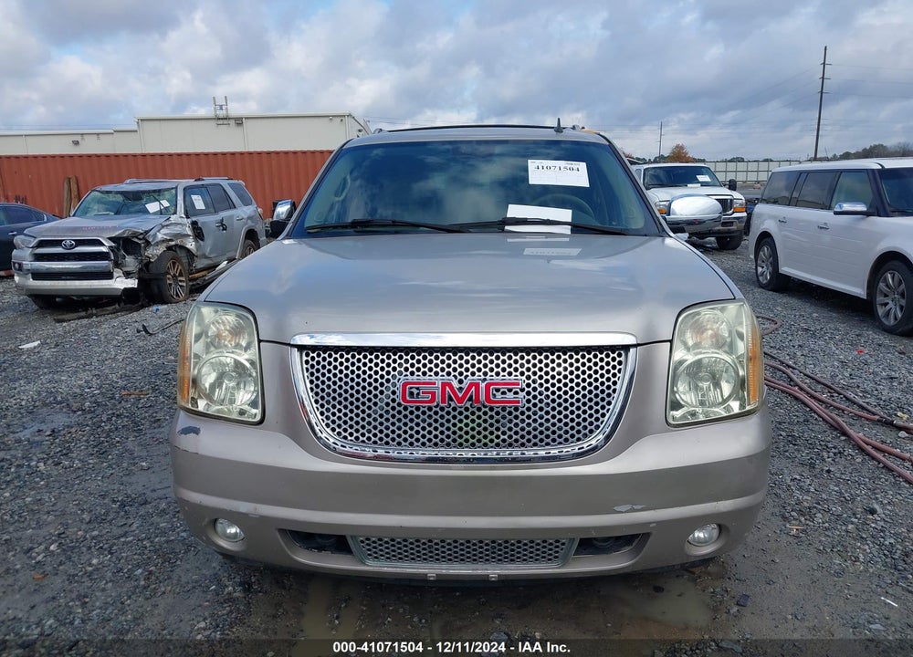 2007 GMC YUKON XL 1500 DENALI VIN: 1GKFK66877J348374