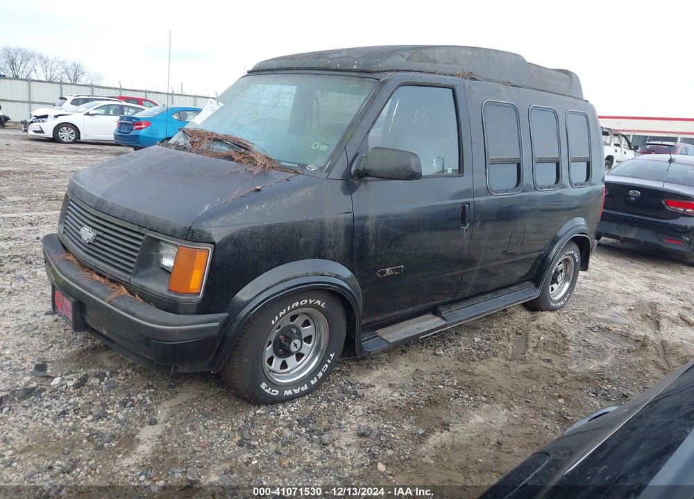 1991 CHEVROLET ASTRO VIN: 1GBDM15Z8MB120775