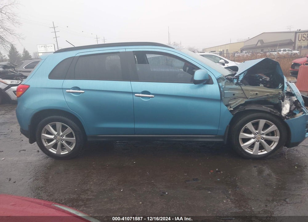 2014 MITSUBISHI OUTLANDER SPORT ES VIN: 4A4AP3AU2EE014651