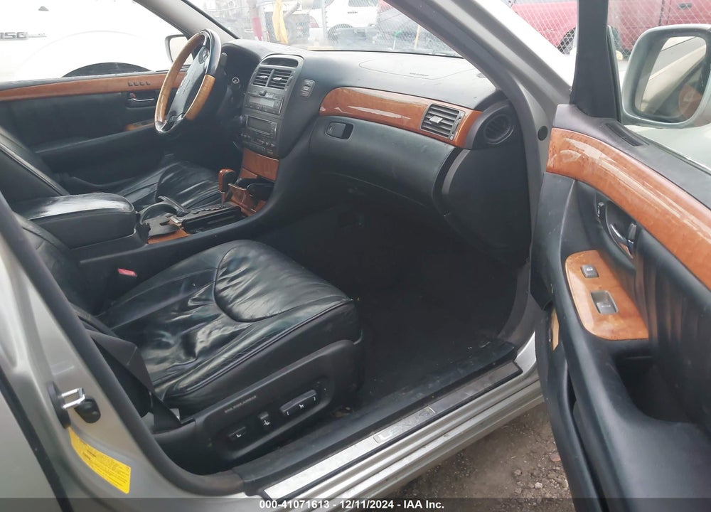 2002 LEXUS LS 430 VIN: JTHBN30F820066846
