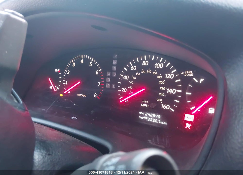 2002 LEXUS LS 430 VIN: JTHBN30F820066846