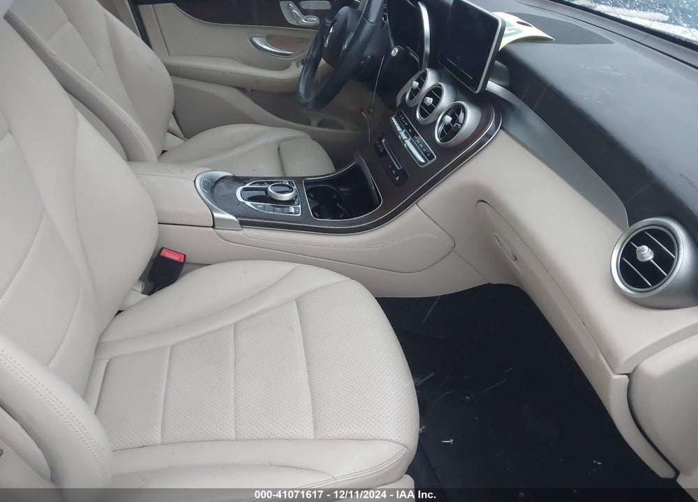 2019 MERCEDES-BENZ GLC 300 4MATIC VIN: WDC0G4KB7KV182927