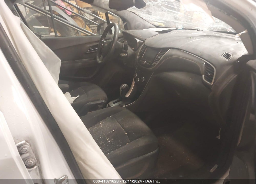 2017 CHEVROLET TRAX LT VIN: 3GNCJPSB6HL281809