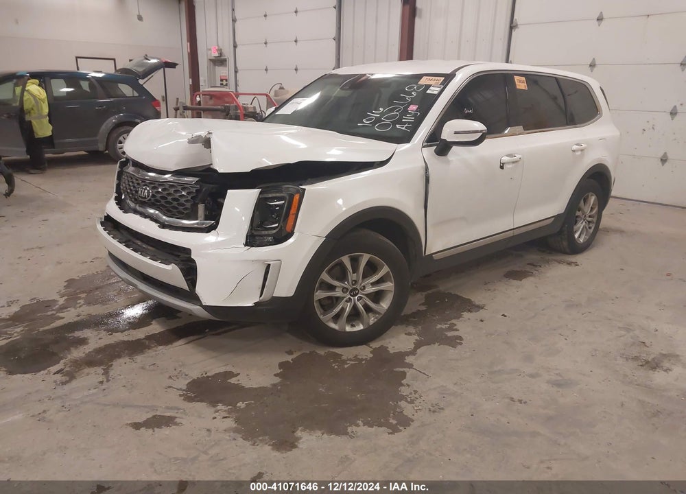 2020 KIA TELLURIDE LX VIN: 5XYP2DHC4LG002668