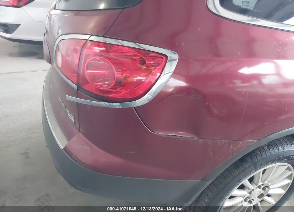 2008 BUICK ENCLAVE CXL VIN: 5GAEV23728J110471