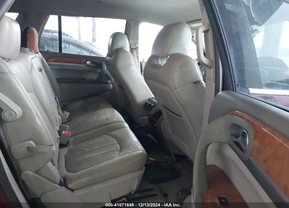 2008 BUICK ENCLAVE CXL VIN: 5GAEV23728J110471