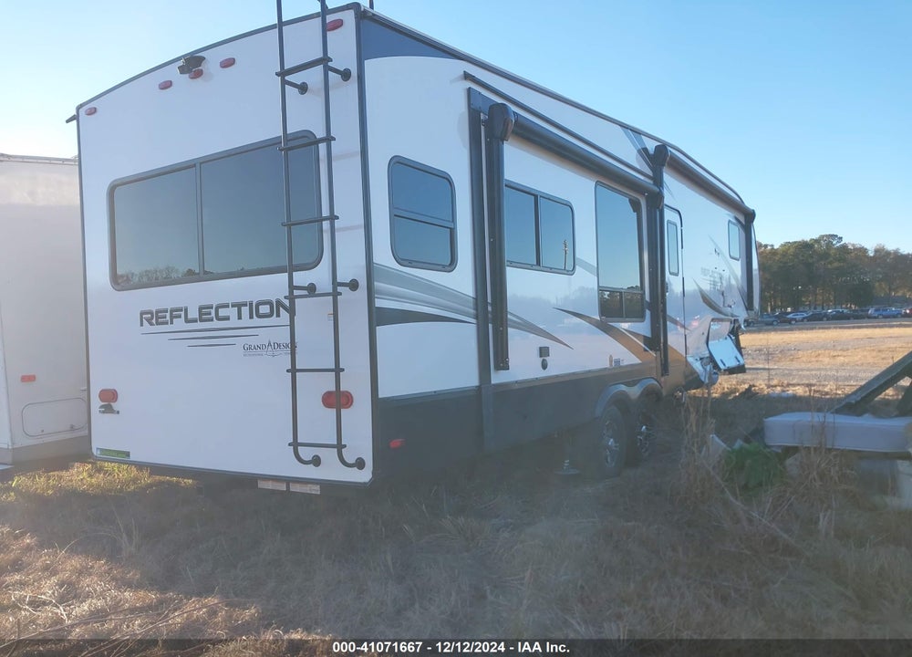 2024 GRAND DESIGN REFLECTOR VIN: 573FR372XR9925394