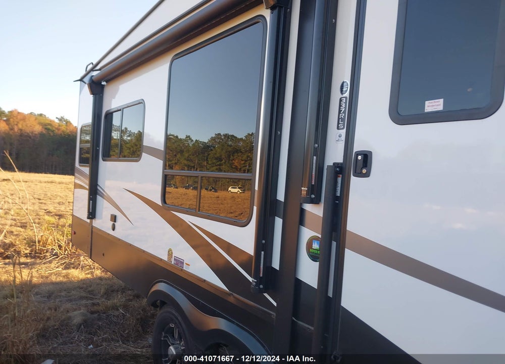 2024 GRAND DESIGN REFLECTOR VIN: 573FR372XR9925394