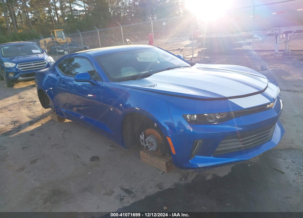 2017 CHEVROLET CAMARO 2LT VIN: 1G1FD1RS2H0153220