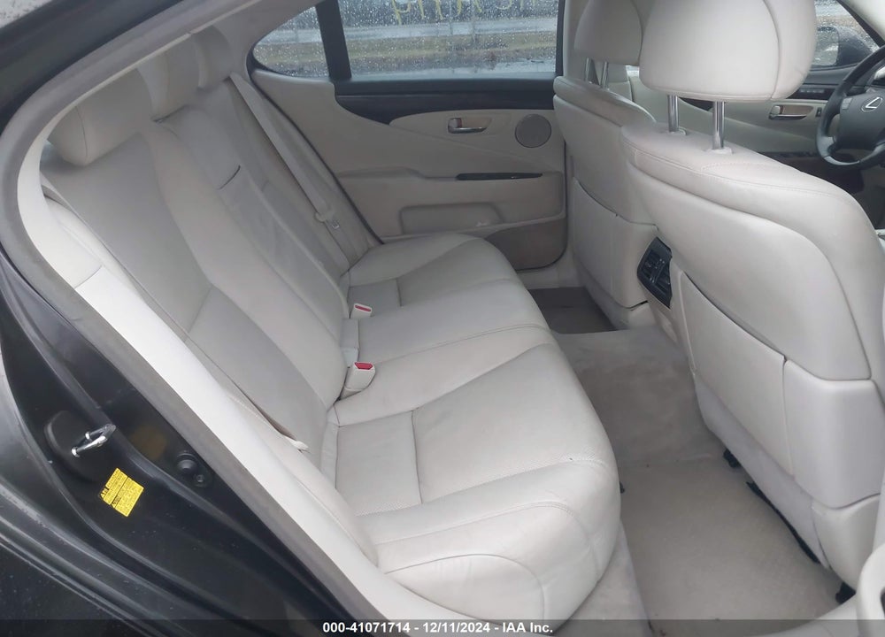 2008 LEXUS LS 460 VIN: JTHBL46F585076037