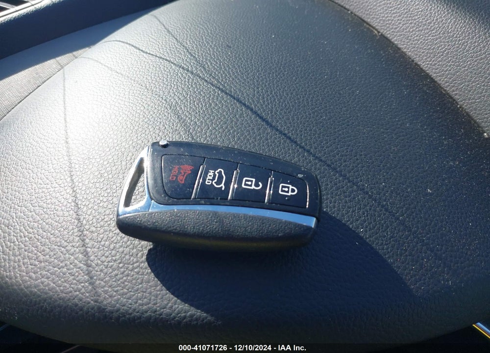 2017 HYUNDAI SANTA FE SPORT 2.4L VIN: 5XYZU3LB0HG398861