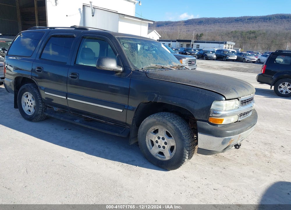 2004 CHEVROLET TAHOE LS VIN: 1GNEK13Z04J279876