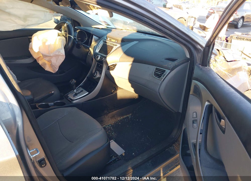 2012 HYUNDAI ELANTRA VIN: KMHDH4AEXCU251922