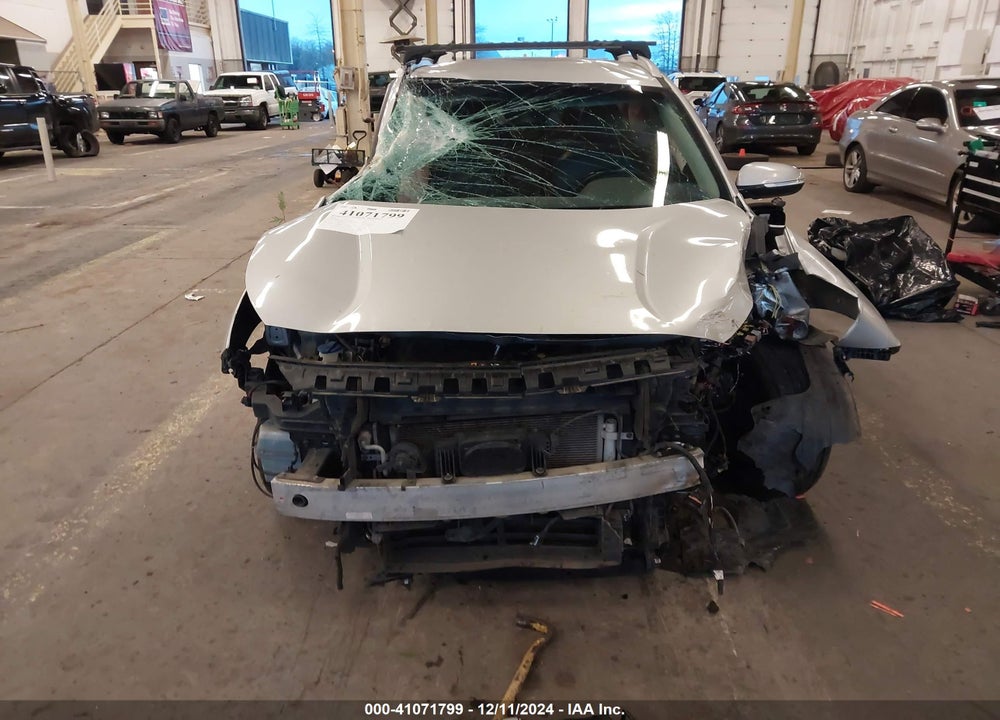 2018 KIA NIRO EX VIN: KNDCC3LC8J5127806