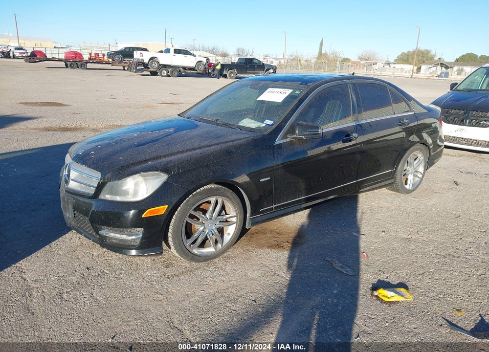 2012 MERCEDES-BENZ C 250 LUXURY/SPORT VIN: WDDGF4HB8CR206876
