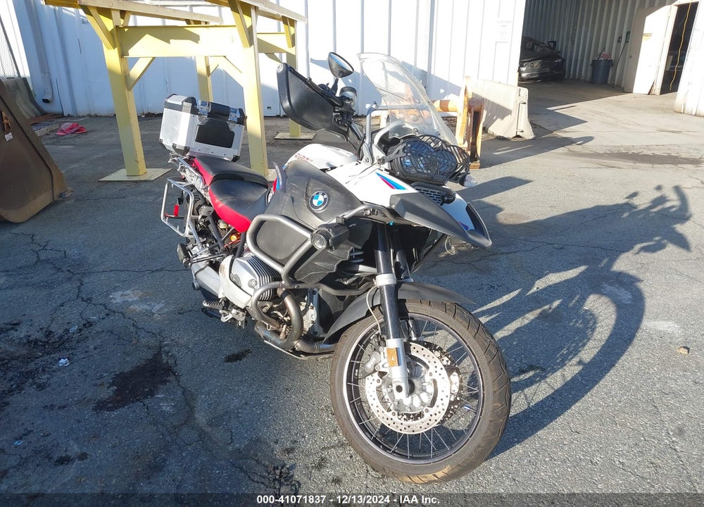 2006 BMW R1200 GS ADVENTURE VIN: WB10397076ZP60476