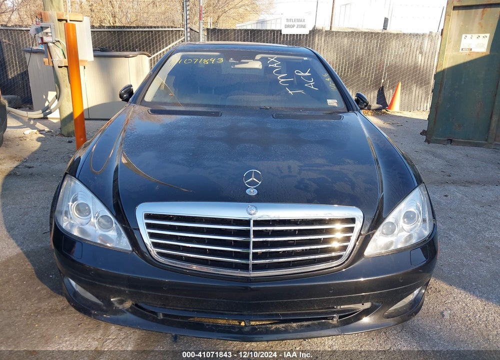 2007 MERCEDES-BENZ S 550 VIN: WDDNG71X07A057444