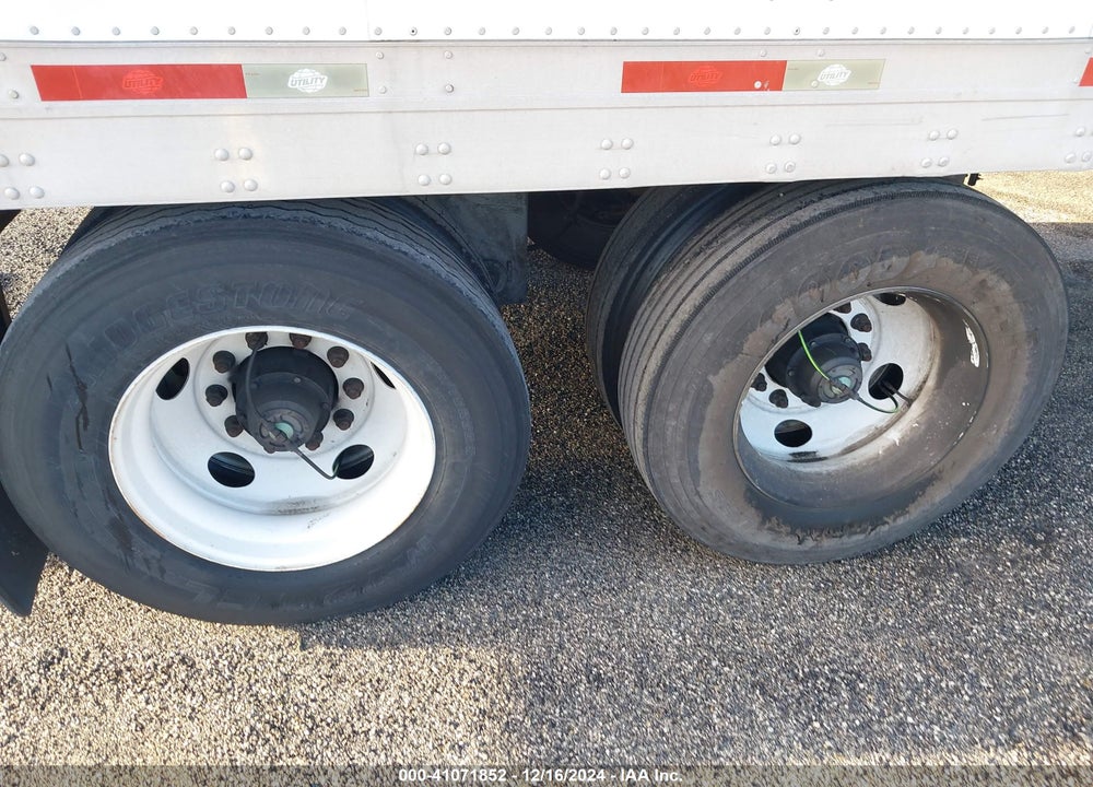 2012 UTILITY TRAILER MFG TRAILER VIN: 1UYVS2538CG262005