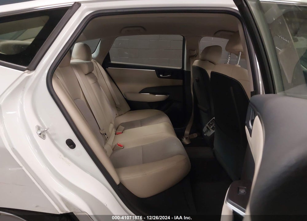 2018 HONDA CLARITY PLUG-IN HYBRID VIN: JHMZC5F11JC015021