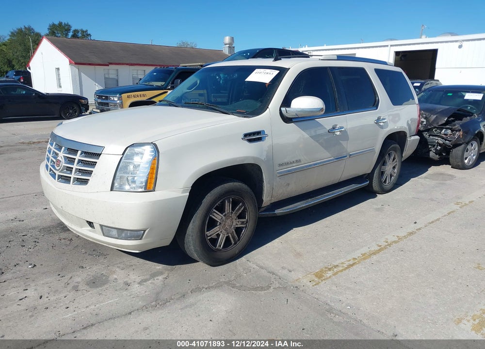 2012 CADILLAC ESCALADE STANDARD VIN: 1GYS3AEF0CR107370