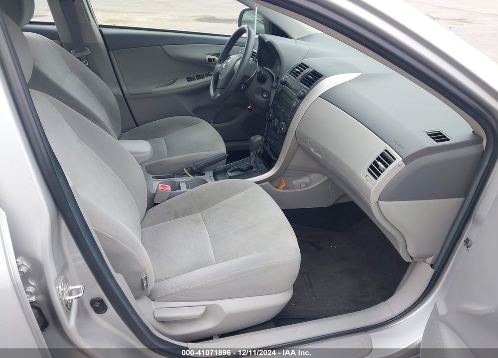2009 TOYOTA COROLLA LE VIN: 1NXBU40E09Z117448