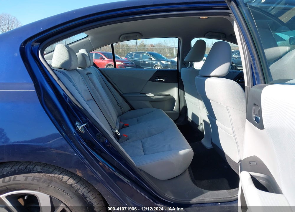 2017 HONDA ACCORD LX VIN: 1HGCR2F39HA106972
