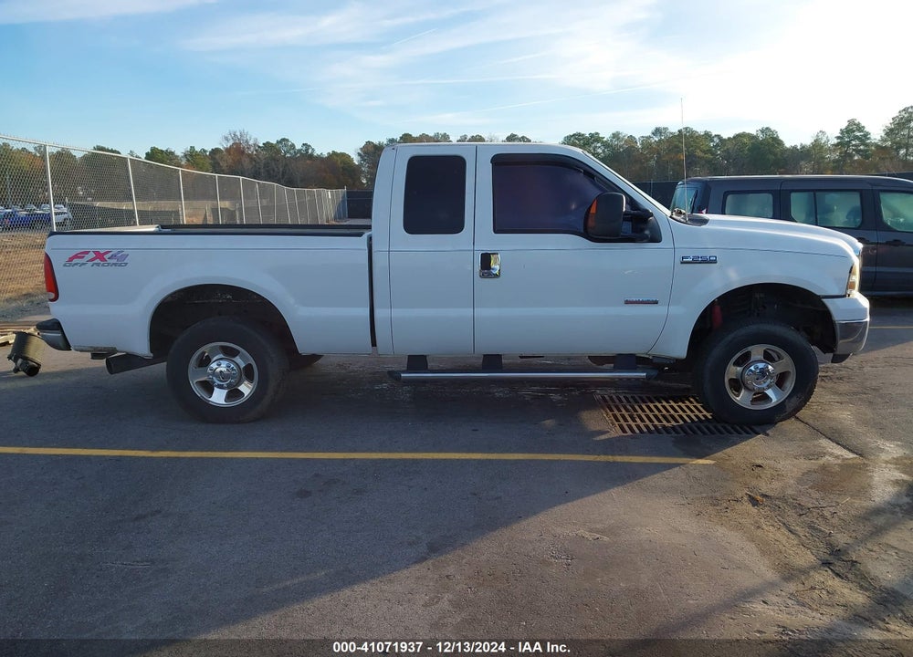 2005 FORD F-250 VIN: 1FTSX21P75EA77874