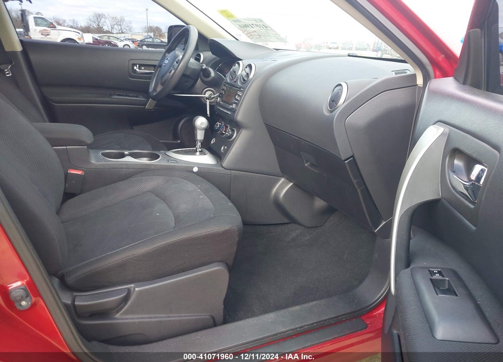 2015 NISSAN ROGUE SELECT S VIN: JN8AS5MT1FW666990