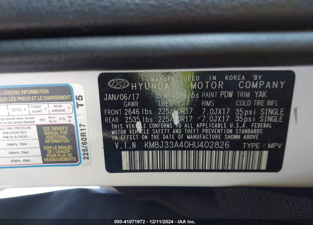 2017 HYUNDAI TUCSON SE VIN: KM8J33A40HU402826