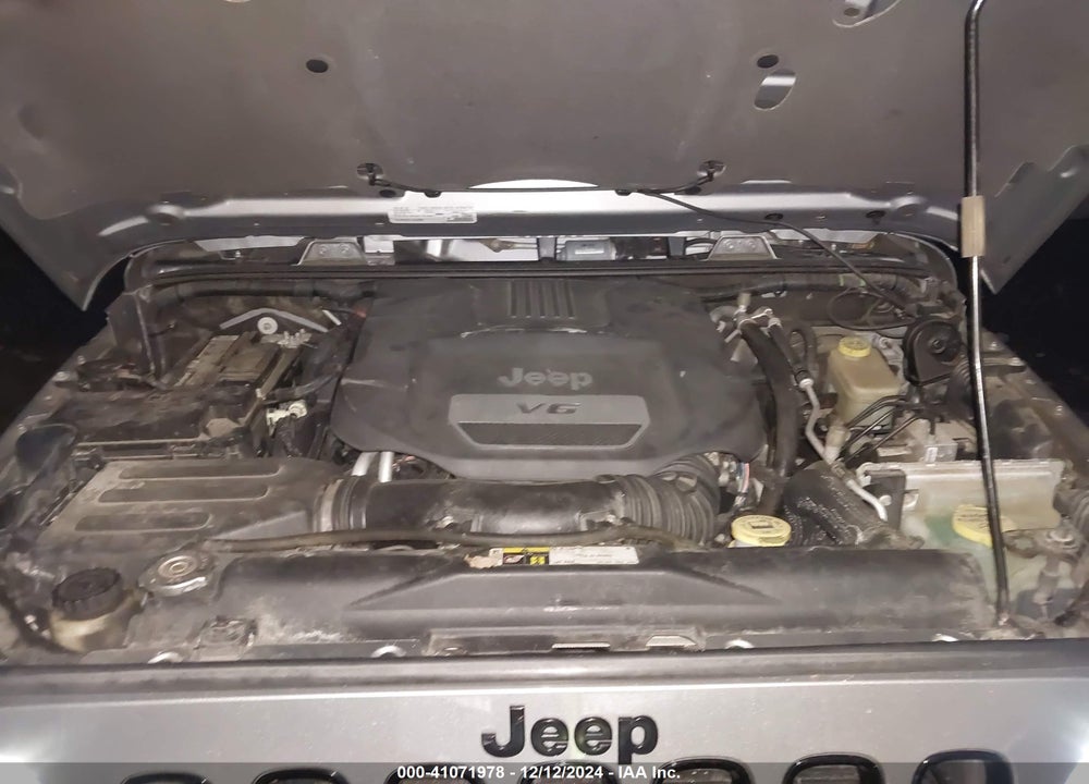 2015 JEEP WRANGLER UNLIMITED ALTITUDE VIN: 1C4BJWEGXFL743657