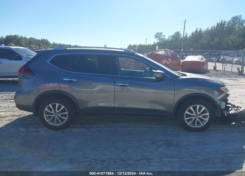 2019 NISSAN ROGUE S VIN: 5N1AT2MT4KC810742