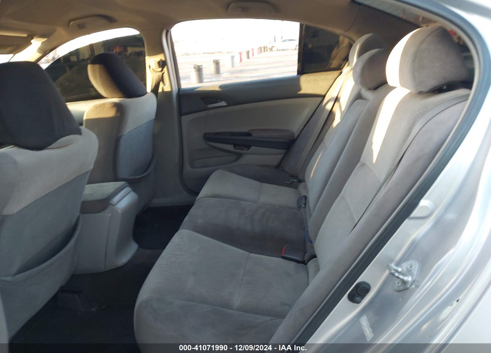 2008 HONDA ACCORD 2.4 LX VIN: 1HGCP26398A158172