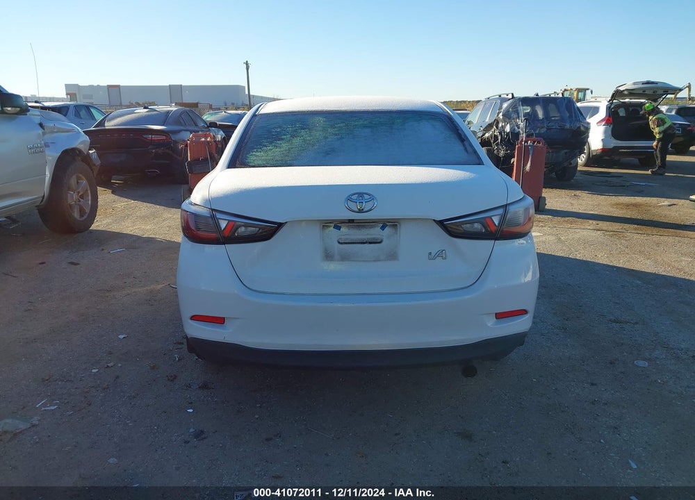 2018 TOYOTA YARIS IA VIN: 3MYDLBYV7JY311423