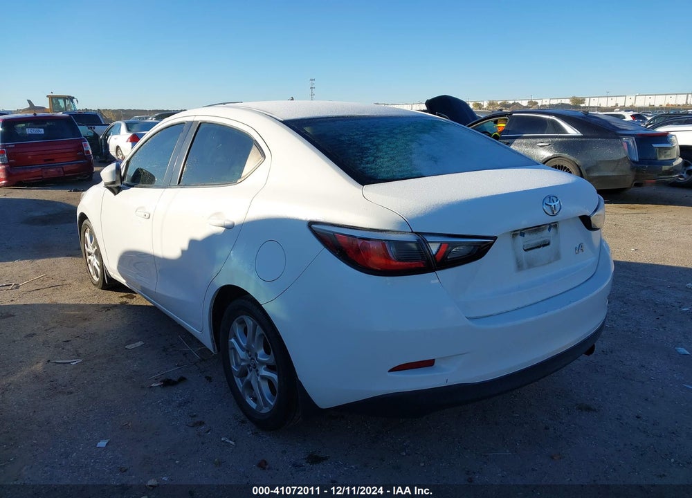 2018 TOYOTA YARIS IA VIN: 3MYDLBYV7JY311423