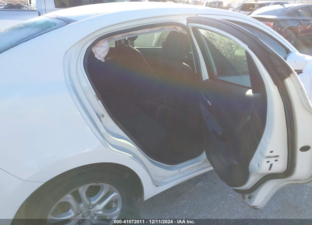 2018 TOYOTA YARIS IA VIN: 3MYDLBYV7JY311423