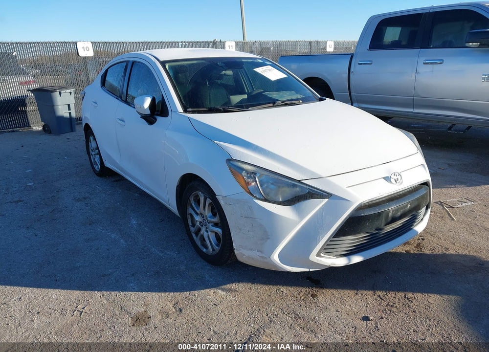 2018 TOYOTA YARIS IA VIN: 3MYDLBYV7JY311423