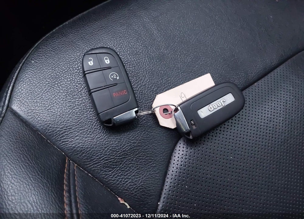 2019 JEEP COMPASS LIMITED 4X4 VIN: 3C4NJDCB8KT673390