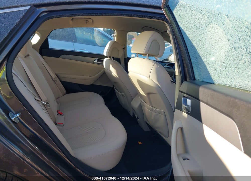 2015 HYUNDAI SONATA SE VIN: 5NPE24AF0FH170865