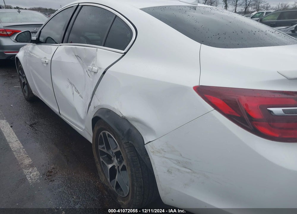2017 BUICK REGAL TURBO SPORT TOURING VIN: 2G4GL5EX8H9107609