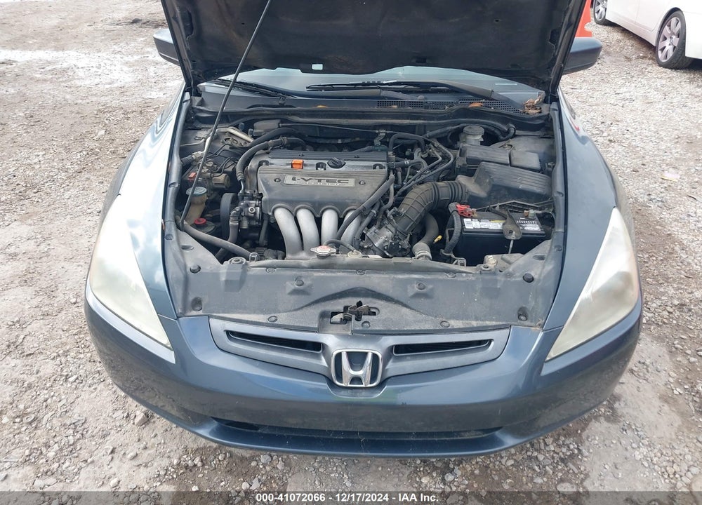 2003 HONDA ACCORD 2.4 LX VIN: 3HGCM56323G702452