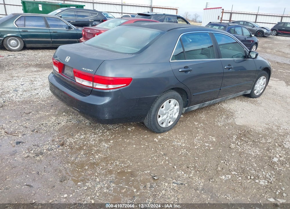 2003 HONDA ACCORD 2.4 LX VIN: 3HGCM56323G702452