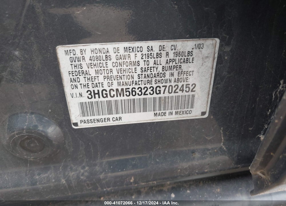 2003 HONDA ACCORD 2.4 LX VIN: 3HGCM56323G702452