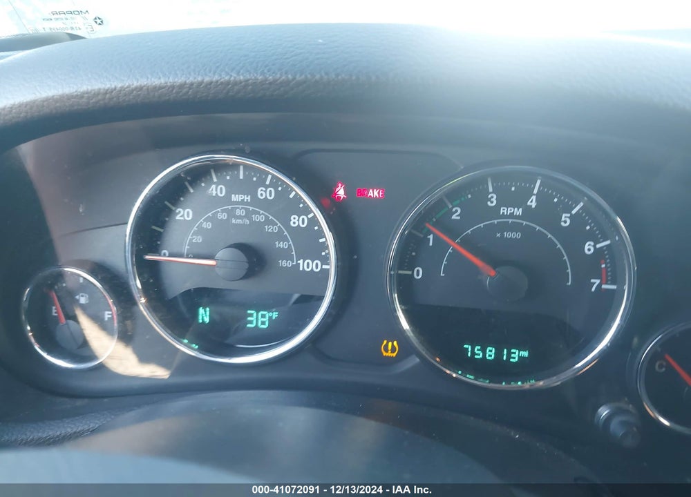 2016 JEEP WRANGLER UNLIMITED SPORT VIN: 1C4BJWDG2GL339609