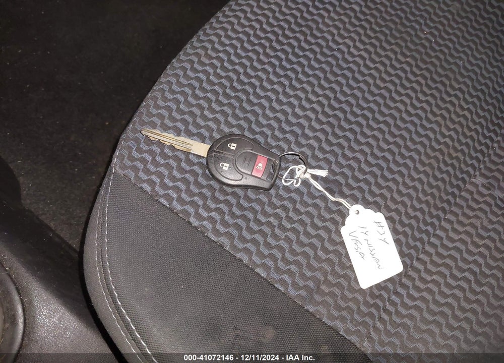 2014 NISSAN VERSA NOTE SV VIN: 3N1CE2CP5EL420028