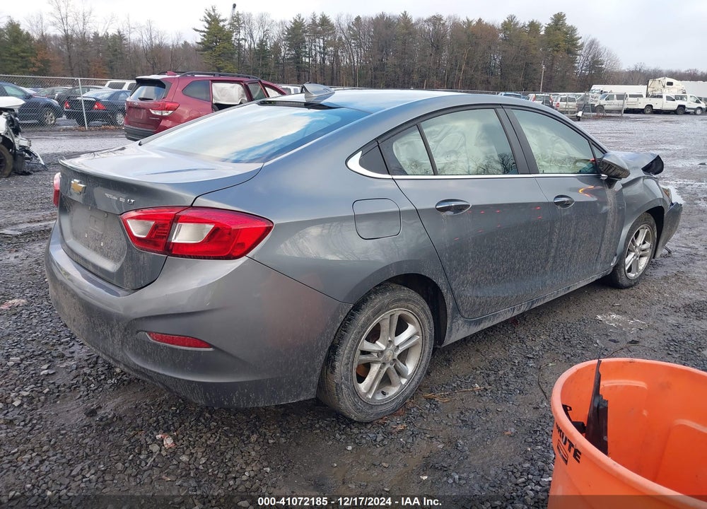 2018 CHEVROLET CRUZE LT AUTO VIN: 1G1BE5SM9J7241435