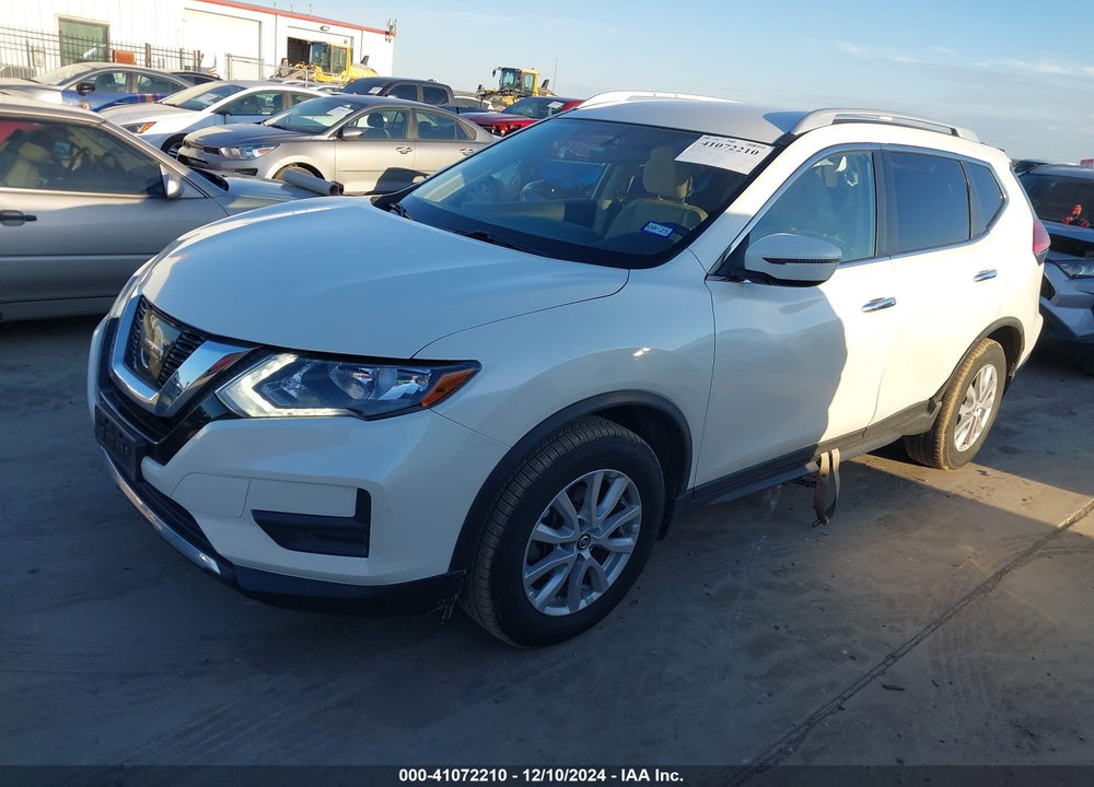 2017 NISSAN ROGUE SV VIN: JN8AT2MV3HW273721