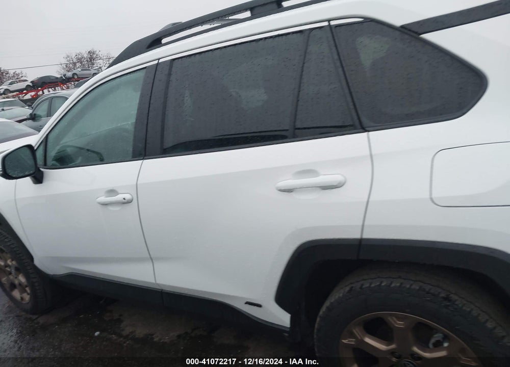 2023 TOYOTA RAV4 HYBRID WOODLAND EDITION VIN: 2T3UWRFV3PW184122