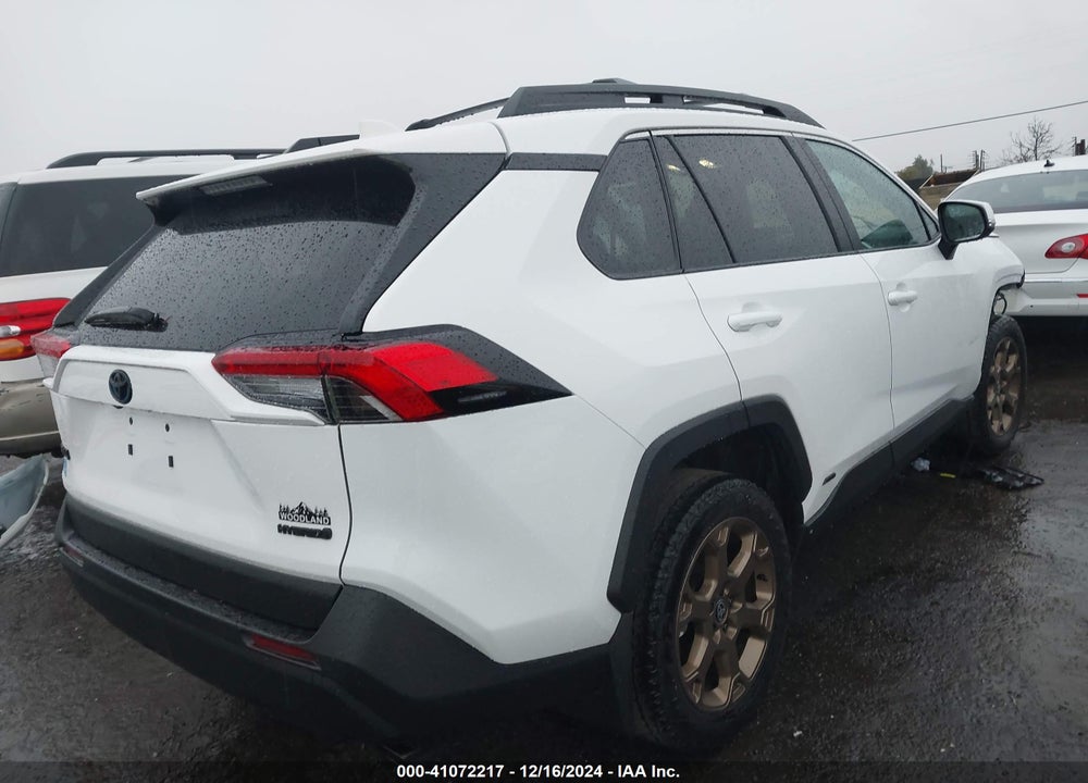 2023 TOYOTA RAV4 HYBRID WOODLAND EDITION VIN: 2T3UWRFV3PW184122