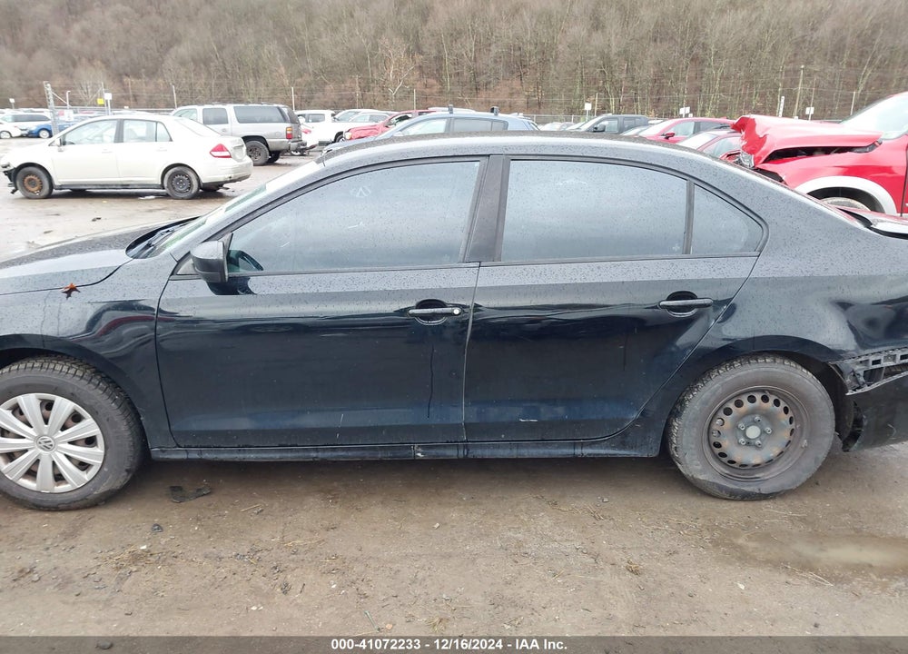 2014 VOLKSWAGEN JETTA 2.0L S VIN: 3VW2K7AJ8EM440374